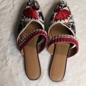 Anthropologie Red and Cream Embroidered Mules